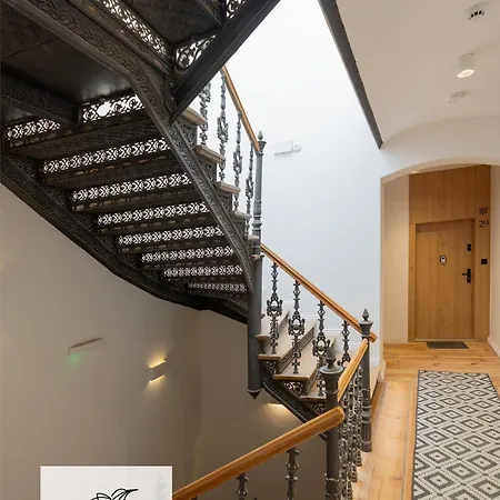 Апартаменти And Blue Haven *