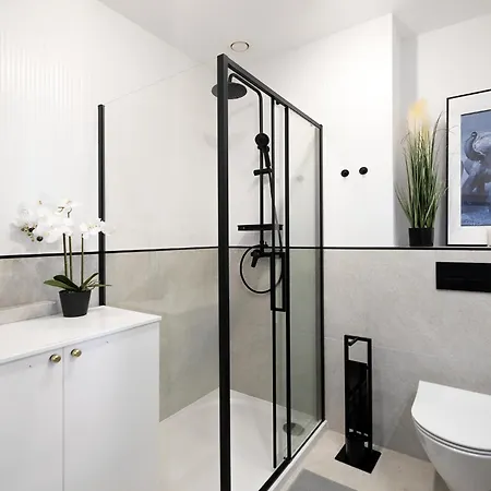 And Blue Haven * Poznań